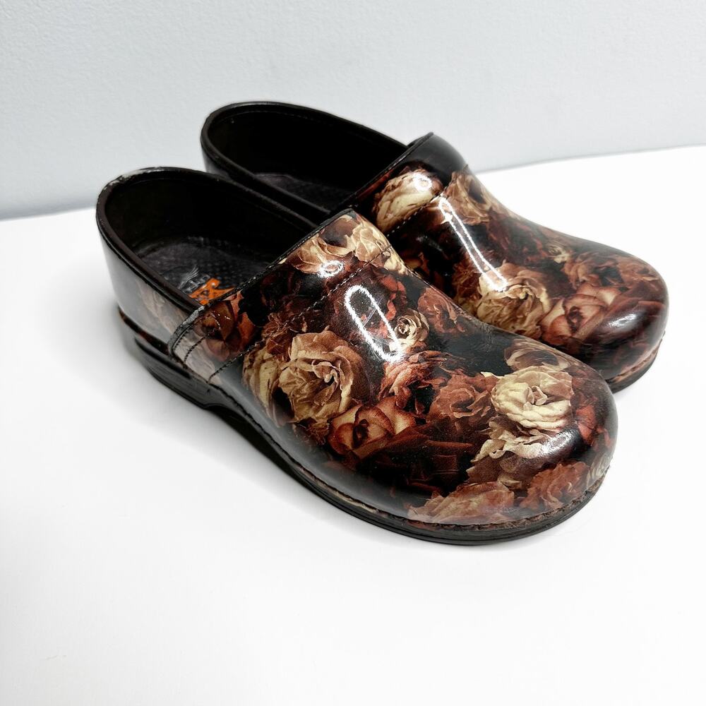 Dansko Professional Floral Patent Leather Clogs EU 40 9.5-10 Brown Rose Work